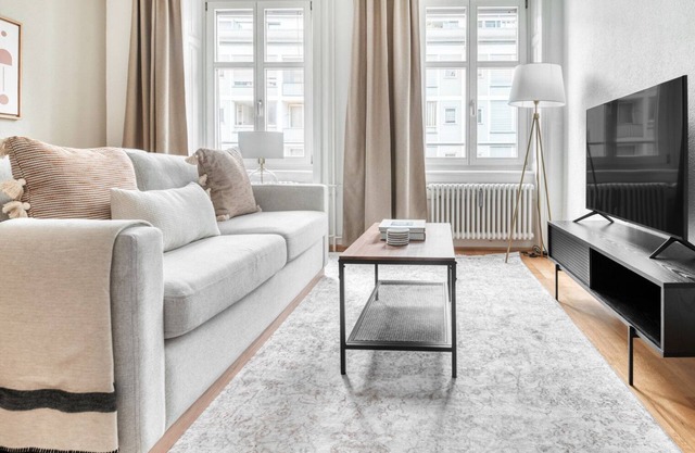 Amazing Vorstädte 2.5 Room w/Storage & W/D, by Blueground