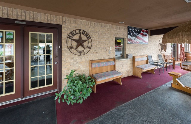 Americas Best Value Inn The Legends Inn