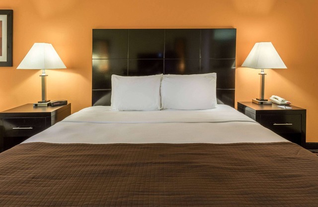 AmericInn by Wyndham Streator