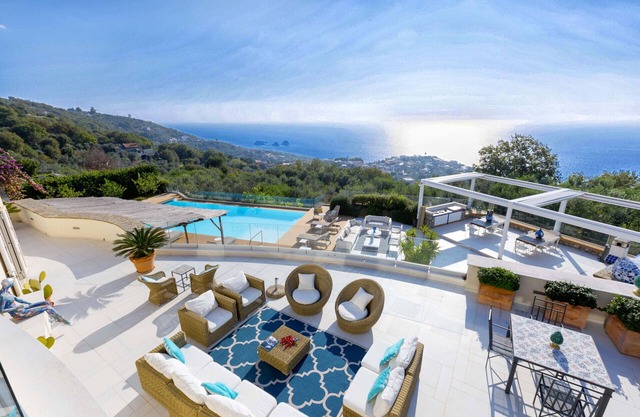 AMORE RENTALS - Villa Hermes with Private Pool, Sea View, Garden