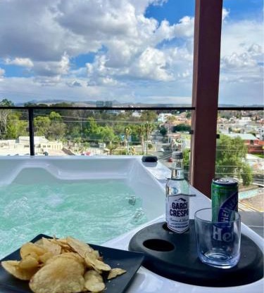 Amplio departamento con amenidades