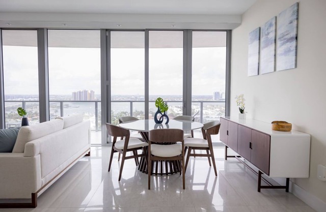 Amrit Ocean Resort. Stylish 2BR Living with Pool