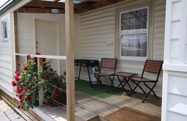 Amy Cottage - 3 bedroom/2 bathroom Centrally located for Shopping & Restaurants