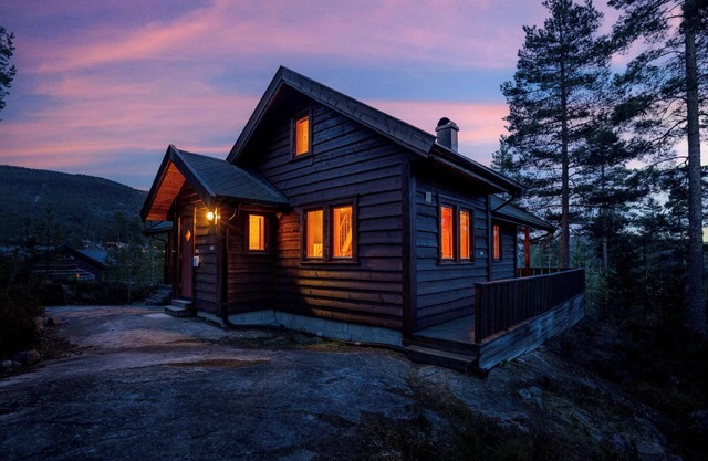 An ideal Norwegian holiday home for up to 6-8 people with a sauna and great views!