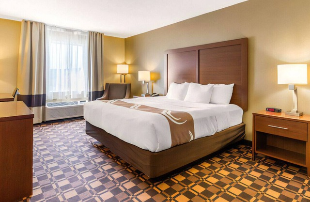 An Intimate & Romantic Getaway! Free Breakfast
