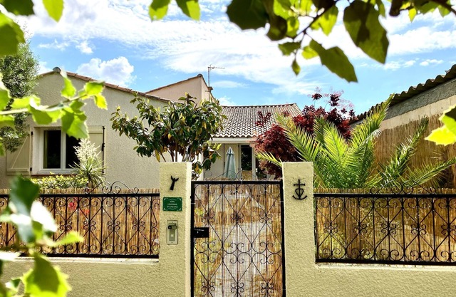 Aniane's olive grove cottage
