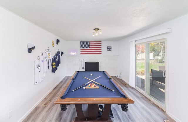 Ann Arbor`s Nostalgic Home