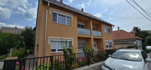 Anna Apartman