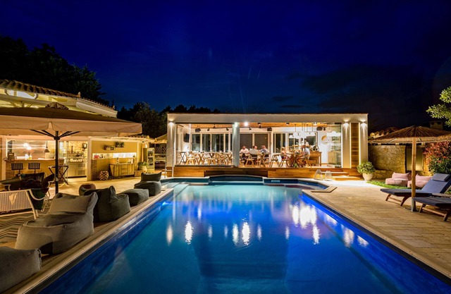 Anthemion Suites & Villas