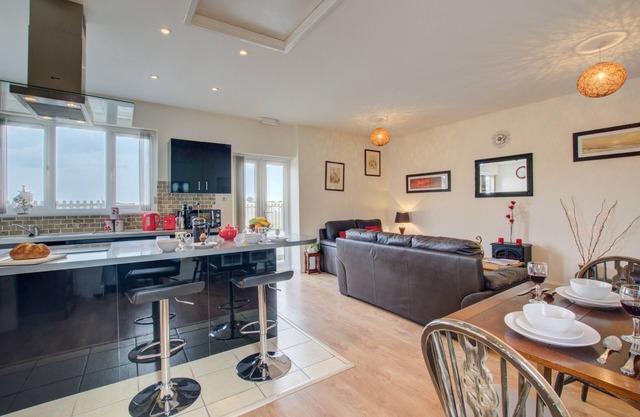 Anvil Cottage - One Bedroom House, Sleeps 2