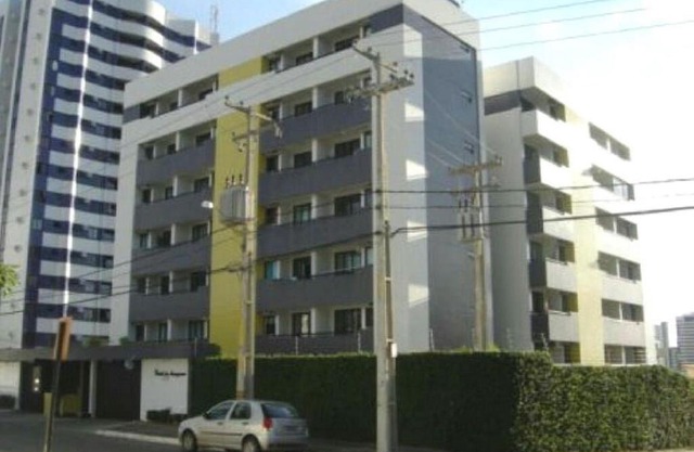 Apê 303 no Ed. Portal do Amazonas, B Universitário