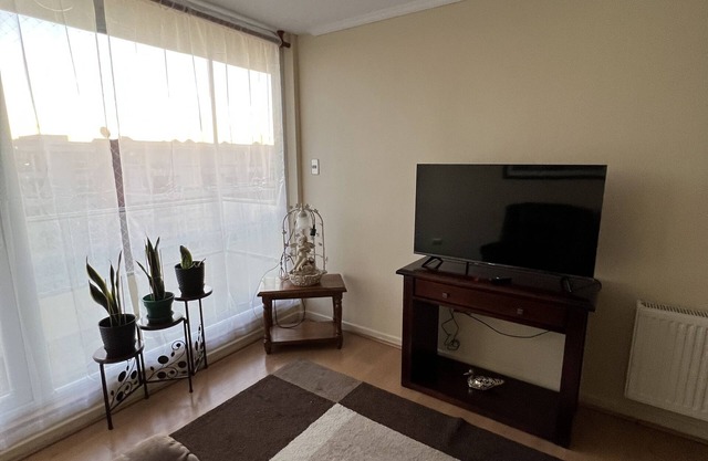 Apartamento 48m2 2 Dor 1 Baño Hermosa Vista a Jardines . Frente a Mall Trébol