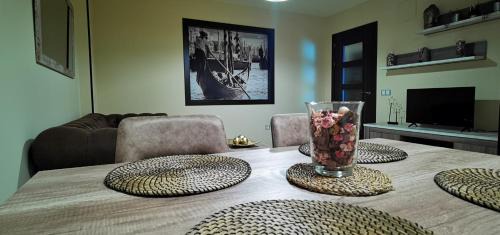 APARTAMENTO ALES II