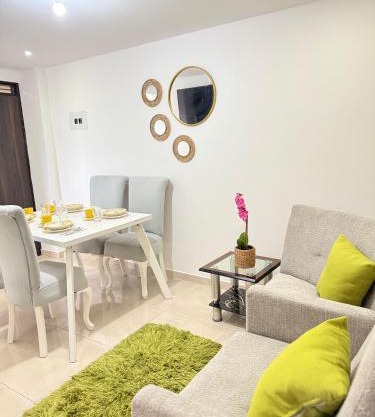 Apartamento al frente del hospital san jose y la facultad de medicina