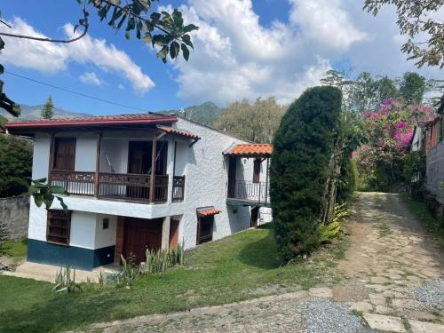 Apartamento cerca a charco corazón