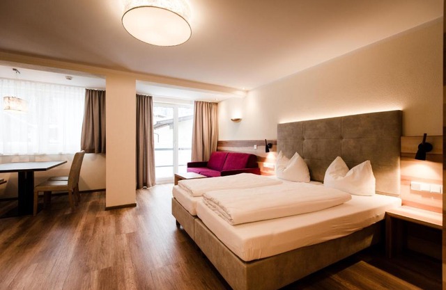 Aparthotel Dorfplatzl Garni