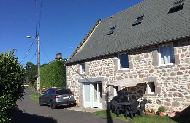 Apartment Gîte Besse Roc de Combes rated 3* and 4.93 on another site, Auvergne