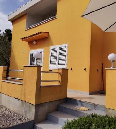 Apartmani BISERKA