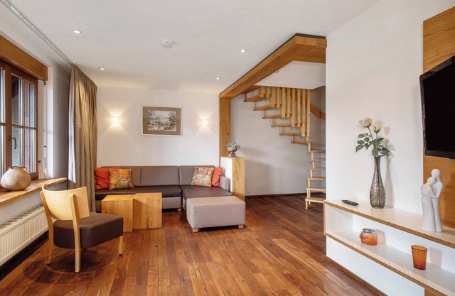 Apartment 'Wohnung Alte Laube' with Shared Terrace, Shared Garden and Wi-Fi