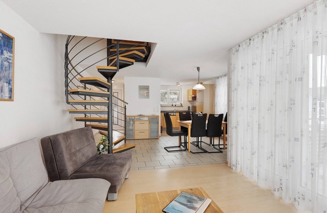 Apartment '1, 70qm' with Balcony and Wi-Fi
