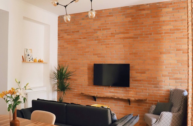 Apartment 1905, 2-bedroom apartment in marvelous T'bilisi, Old City.