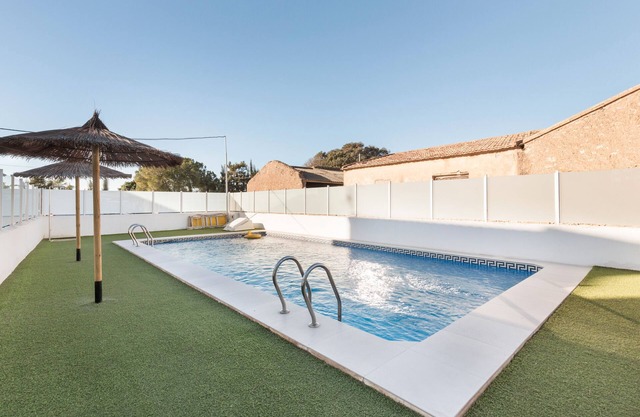 Apartment '3 Bedroom Town House' with Mountain View, Wi-Fi and Air Conditioning