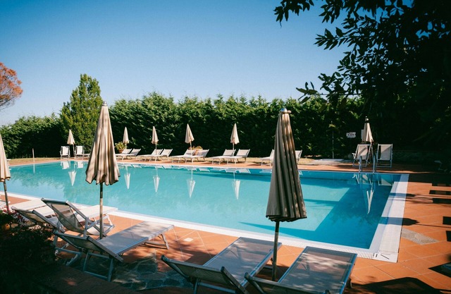 Apartment '38 B Fattoria Degli Usignoli 3 Pax' with Shared Pool, Wi-Fi and Air Conditioning