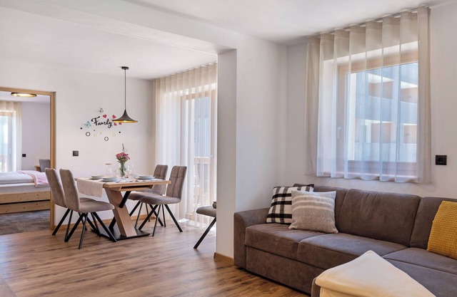 Apartment Abendrot with Mountain View, Balconies & Wi-Fi