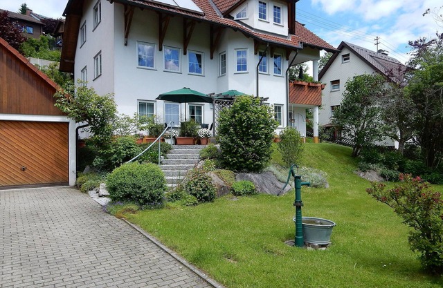 Apartment 'Am Wildpflanzenpark' with Shared Terrace, Shared Garden and Wi-Fi