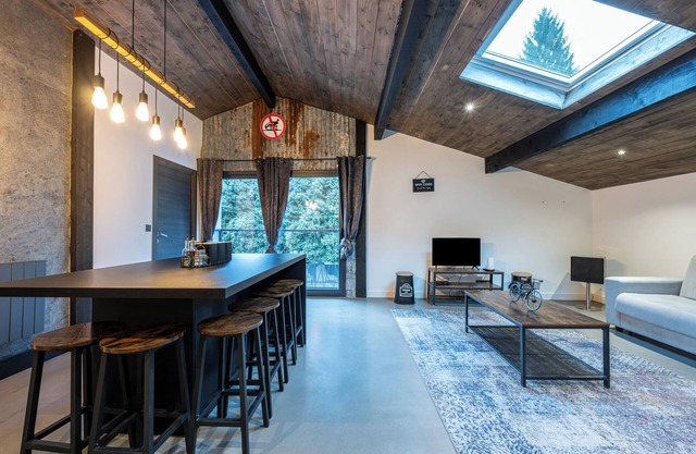 Apartment 'Bienvenue Chez Les Trutes' with Mountain View and Wi-Fi