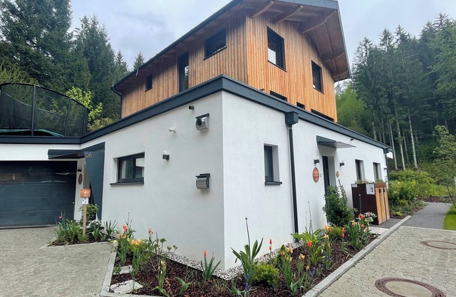 Apartment - Cozy - in the Forest – Self Check-In & Parking