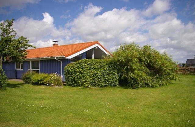 Apartment 'Ferienhaus Ty Glaz' with Shared Terrace, Shared Garden and Wi-Fi