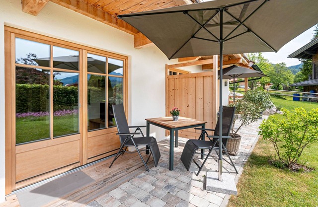 Apartment 'Ferienwohnung Alpin' with Mountain View, Private Terrace and Wi-Fi