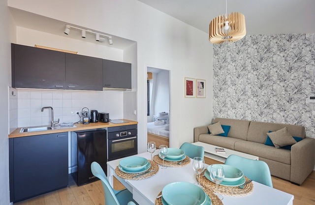 Apartment Boulogne facing the "Passage"