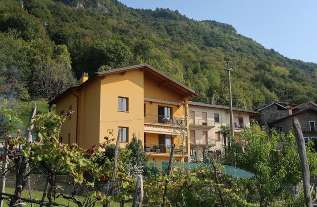 Apartment Gialla by Interhome