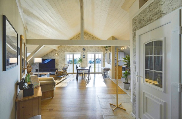 Apartment 'Happy Hugle' with Mountain View and Wi-Fi
