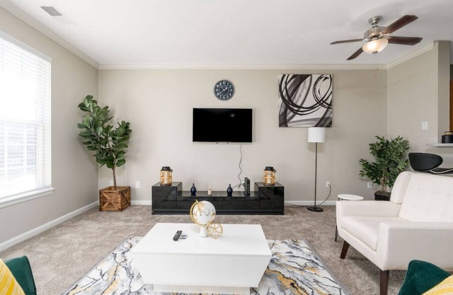 Apartment In Greenwood