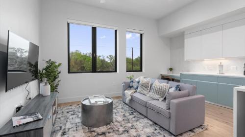 Apartment in Hummingbird flats