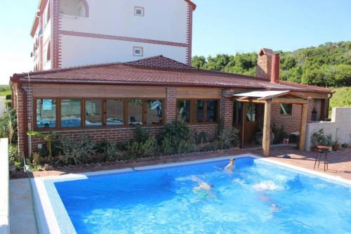 Apartment in Novalja with sea view, terrace, air conditioning, Wi-Fi (3565-2)