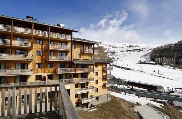 Apartment in Orcières with Ski Slope Views