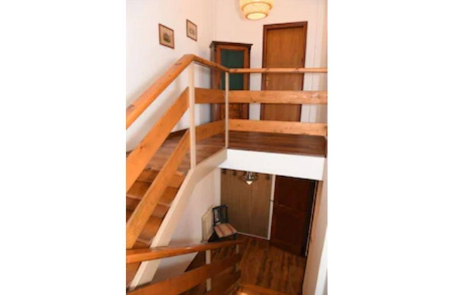 APARTMENT IN RANCH CA ADELAIDE