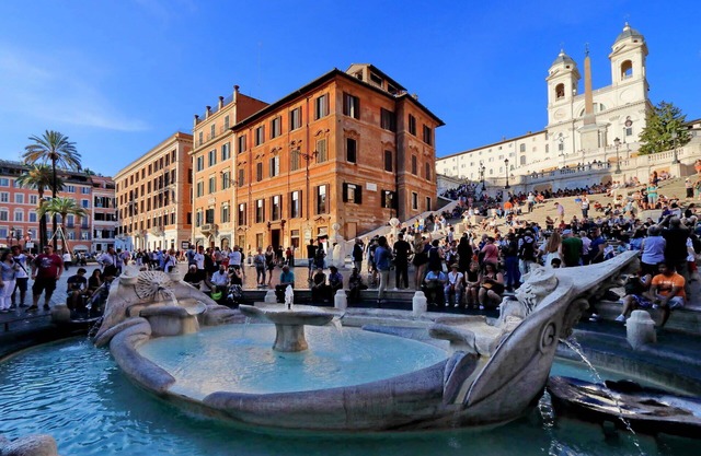 Apartment in Rome with 2 bedrooms sleeps 4