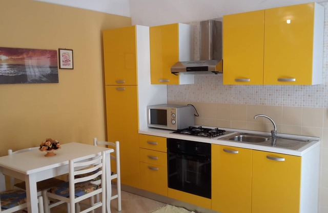 APARTMENT IN TRAPANI CENTRE WITH COURTYARD A 800 MT FROM THE SEA WITH WI-FI