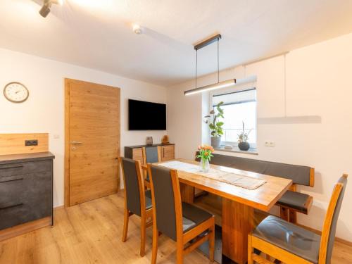 Apartment in Uderns near Spieljoch Ski, cleaning included