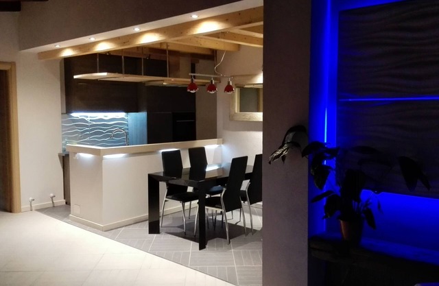 Apartment in villa, independent, welcoming, spacious with fine finishes.