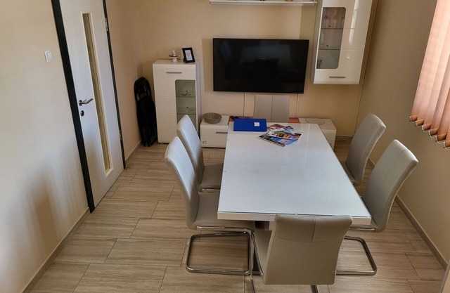 Apartment in Vrsi with Terrace, Air condition, WIFI, Washing machine (4836-1)