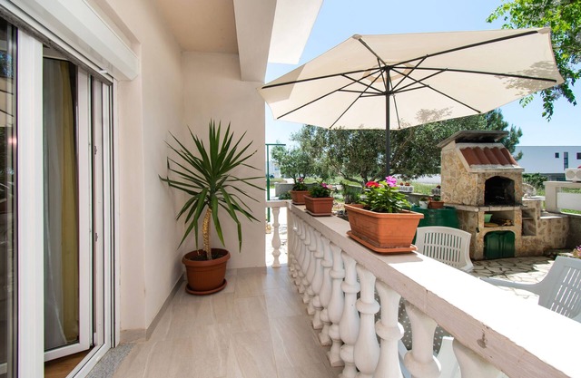 Apartment Ivan Vrsi (54731-A1) - Vrsi (Zadar)
