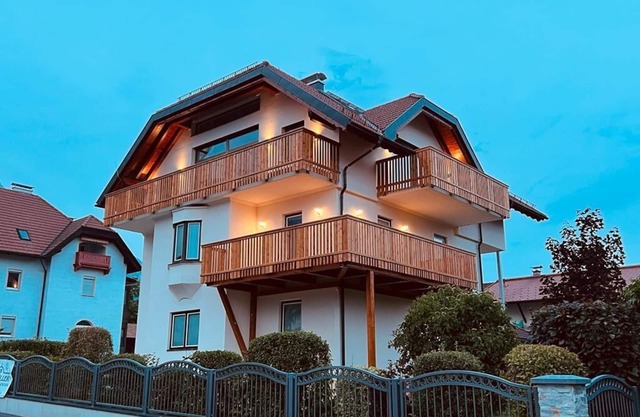 Apartment Kristina within renovated old house with flair near Innsbruck