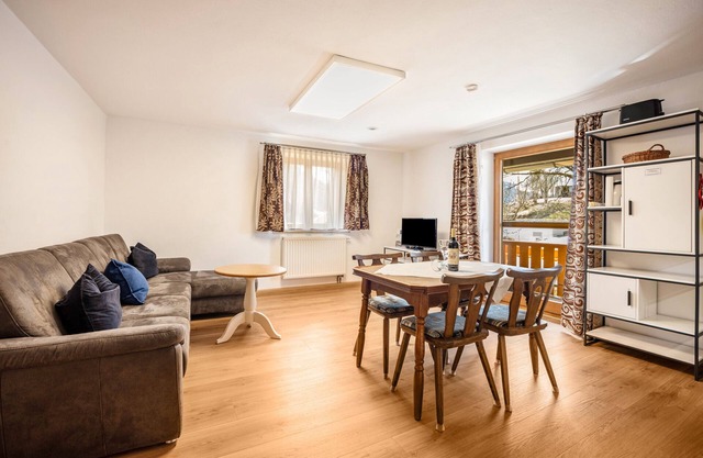 Apartment 'Michl' with Shared Terrace, Shared Garden and Wi-Fi