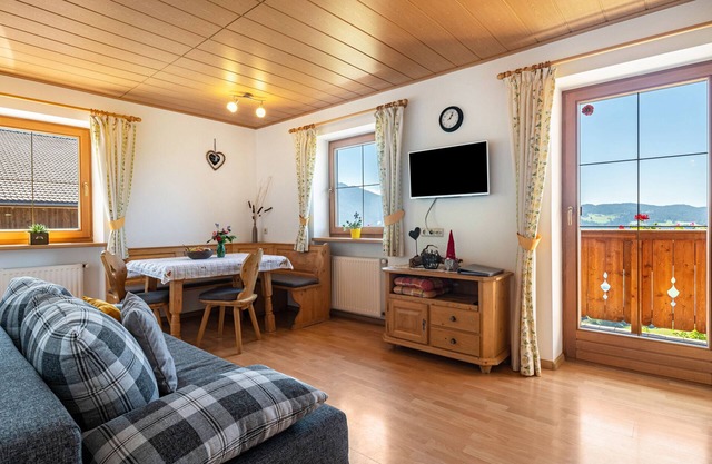 Apartment "Mongaduierhof Panorama" with Mountain View, Shared Garden & Wi-Fi
